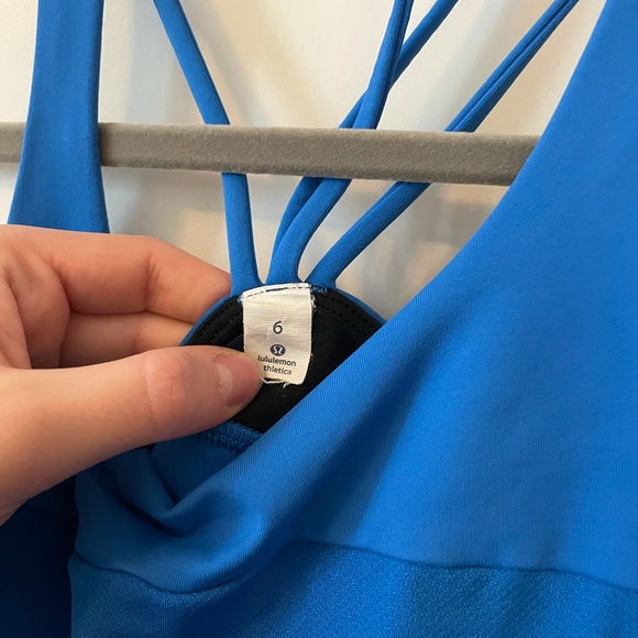 Lululemon Built-In Sports Bra Open/Low Back Tank (Size 6) - Picture 4 of 6